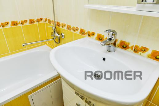 3-ROOM LUXURY IN POVA RN, Karaganda - apartment by the day
