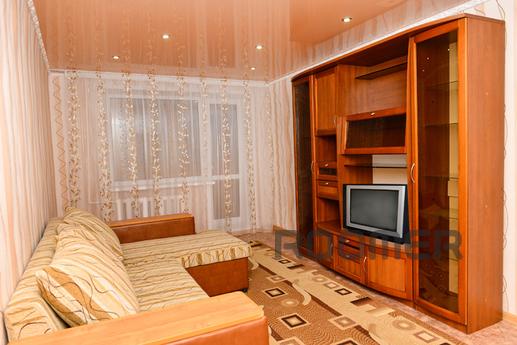 3-ROOM LUXURY IN POVA RN, Karaganda - apartment by the day