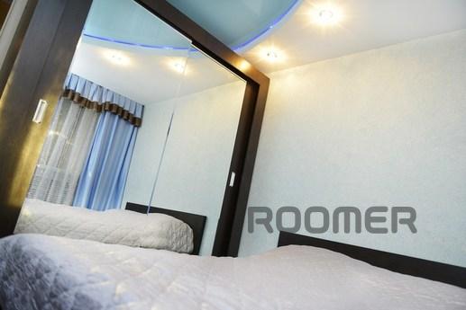 3-room apartment daily, VIP OPPOSITE GOS, Karaganda - apartment by the day