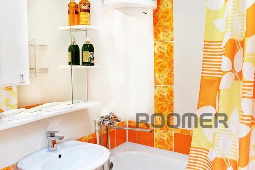 Ideally, the new 3-room. VIP in the cent, Karaganda - apartment by the day