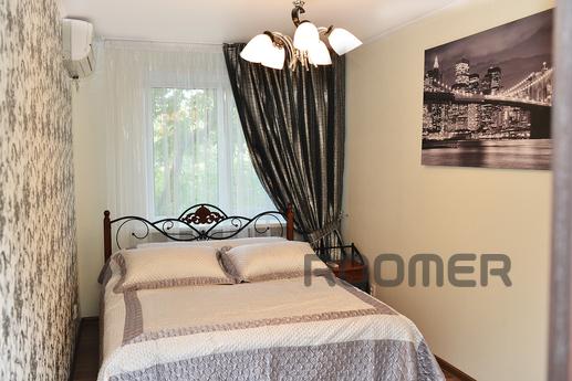 Ideally, the new 3-room. VIP in the cent, Karaganda - apartment by the day