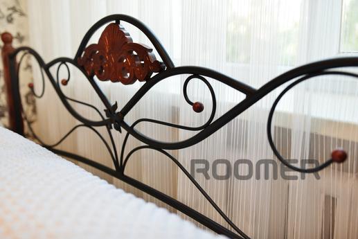 Ideally, the new 3-room. VIP in the cent, Karaganda - apartment by the day