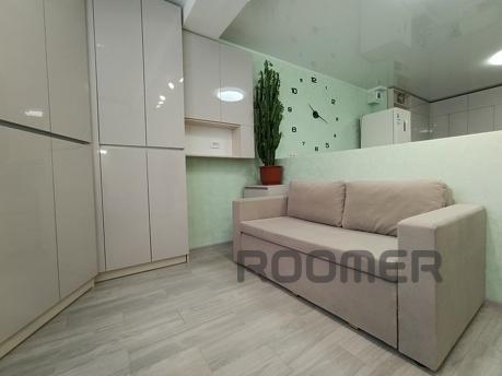 I'll rent out my apartment by the sea for a day., Yuzhny - apartment by the day