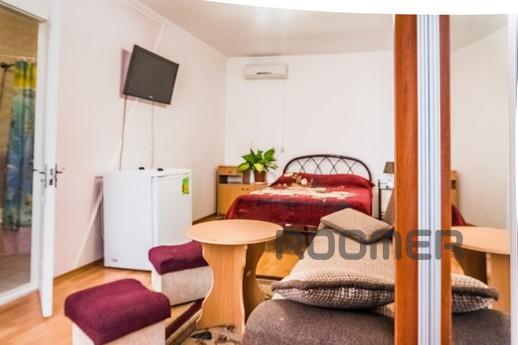 Комфортабельный отдых, мини-отель NAAzOV, Бердянск - квартира посуточно