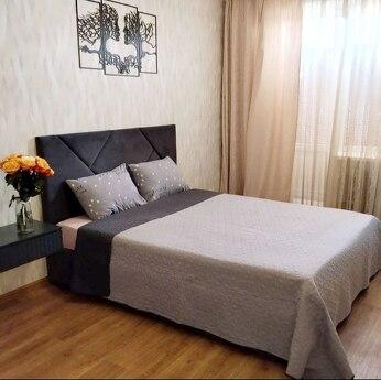 Посуточно квартира в тихом районе Харькова.
Квартира сдается