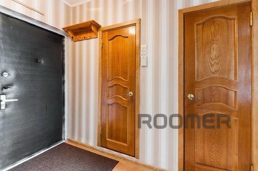 1 bedroom apartment for rent, Москва - квартира подобово