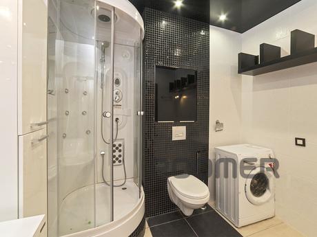 С дизайнерским евроремонтом в центре, Екатеринбург - квартира посуточно