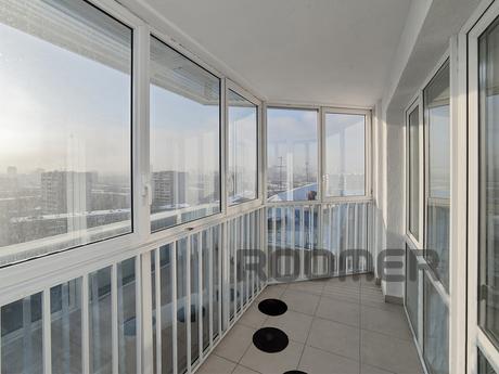 С дизайнерским евроремонтом в центре, Екатеринбург - квартира посуточно