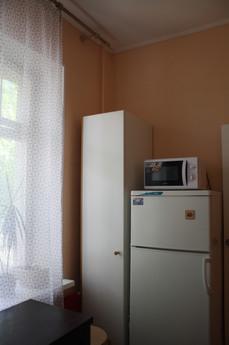 Затишна і чиста квартира поруч з центром, Москва - квартира подобово