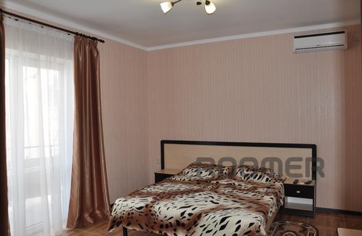 Guest house 'Lotos' 70 meters, Saky - apartment by the day