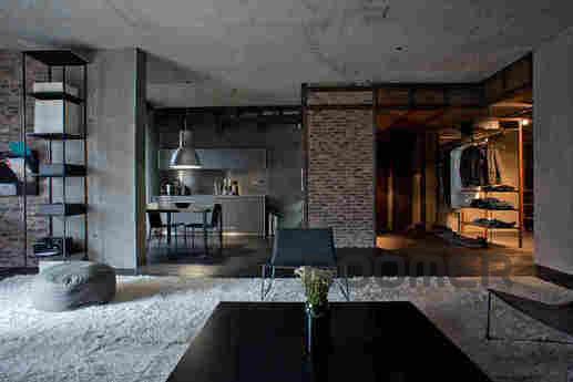 Comfortable accommodation in the center, Kyiv - apartment by the day