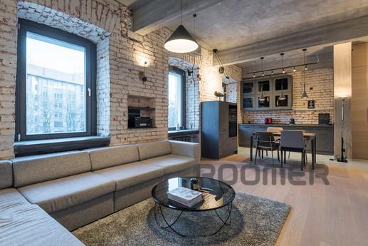 Convenient and comfortable apartment in the center with jacu