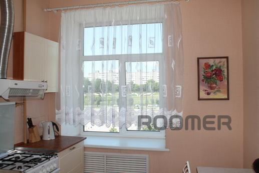 2 bedroom apartment the center, Perm - apartment by the day