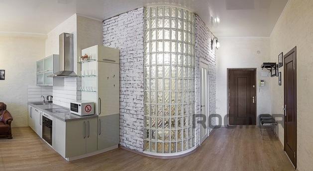 Arcadia Palace by the sea, three bedrooms, Odessa - apartment by the day