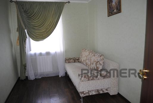 Treshka with repair in the city center, Belgorod - apartment by the day