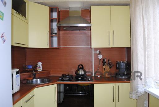 Treshka with repair in the city center, Belgorod - apartment by the day