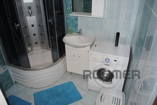 Treshka with repair in the city center, Belgorod - apartment by the day