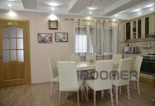 Cottage by the sea (1st line), Odessa - apartment by the day