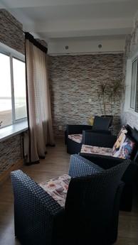 Cottage by the sea (1st line), Odessa - apartment by the day