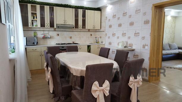 Cottage by the sea (1st line), Odessa - apartment by the day