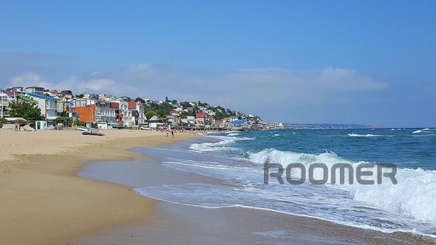 Cottage by the sea (1st line), Odessa - apartment by the day