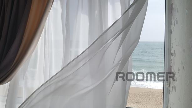 Cottage by the sea (1st line), Odessa - apartment by the day