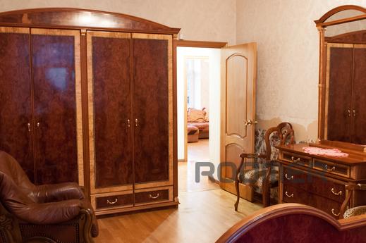 Cozy apartment near the Moscow subway, Санкт-Петербург - квартира подобово