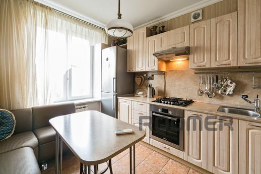 Марии Ульяновой 12, Москва - квартира посуточно