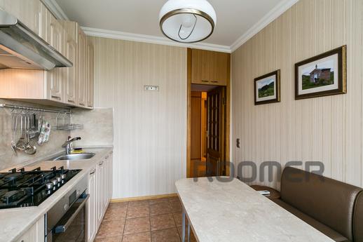 Марии Ульяновой 12, Москва - квартира посуточно