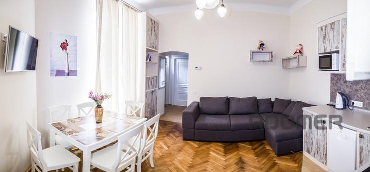 3-комнатная новая квартира в центре, Львов - квартира посуточно