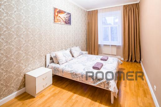 4 bedroom apartment in the center, Lviv - apartment by the day