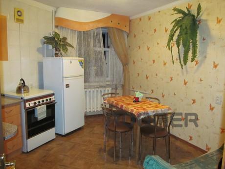 I rent an apartment in the city center, Mykolaiv - apartment by the day