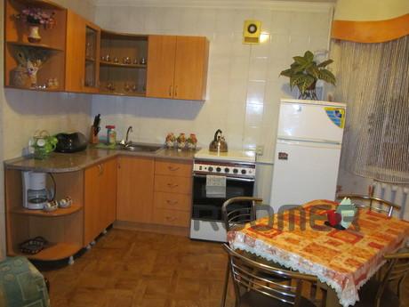 I rent an apartment in the city center, Mykolaiv - apartment by the day