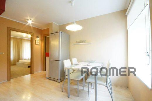 Daily rent a cozy two-bedroom apartment between m and m Koms