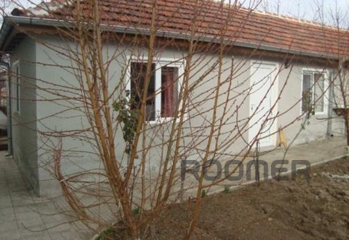 House for rent in. Branipole, Plovdiv - apartment by the day