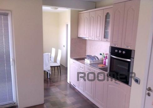 Bedroom apartment for rent, Burgas - apartment by the day