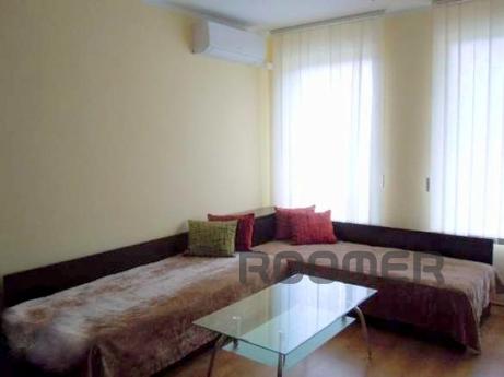 Cozy apartment for rent in Lazur, Бургас - квартира подобово