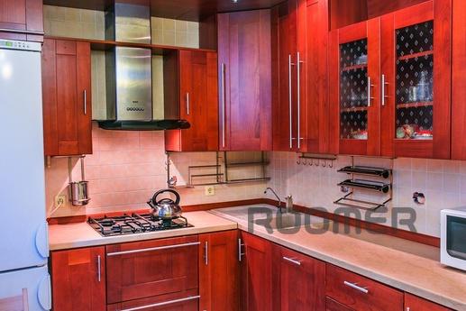 2-room m.Kievskaya 5 min walk, Москва - квартира подобово