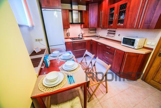 2-room m.Kievskaya 5 min walk, Москва - квартира подобово