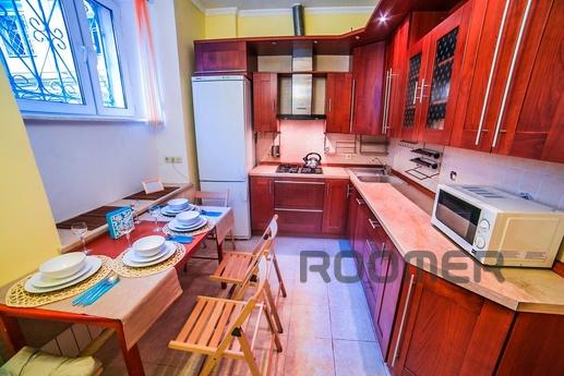 2-room m.Kievskaya 5 min walk, Москва - квартира подобово