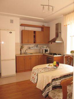 Apartment for overnight, Almaty - apartment by the day