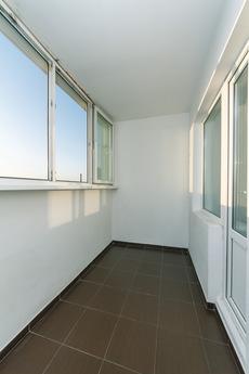 затишна квартира на Позняках, Київ - квартира подобово