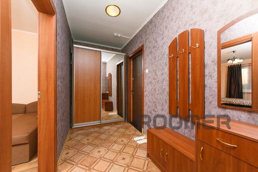 затишна квартира на Позняках, Київ - квартира подобово