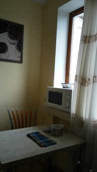 Rent an apartment near the sea., Sevastopol - apartment by the day