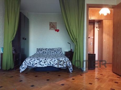Квартира стандарт-класса, стоимость (от 1800 до 2500 рублей)