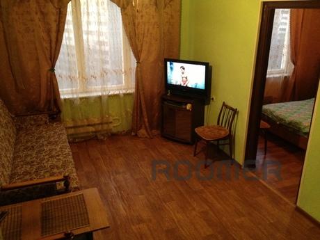 Здається квартира середнього класу. Останній вагон з центру.