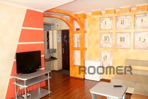 Apartments on Kirova 28, Simferopol - apartment by the day