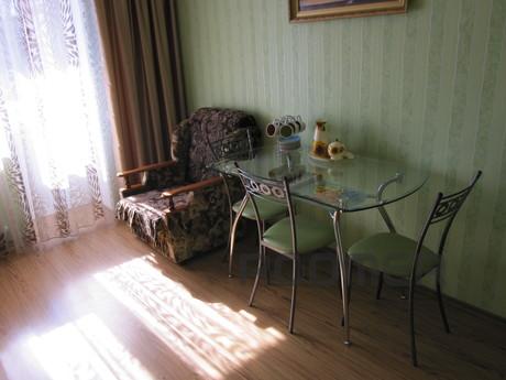 Cozy 1-bedroom apartment, Ростов-на-Дону - квартира подобово