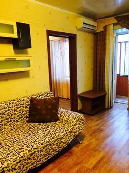 Comfortable apartment in downtown, Perm - apartment by the day