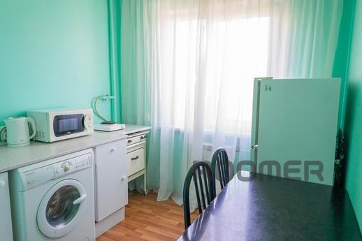 On Matrosov 1-bedroom apartment, Красноярськ - квартира подобово